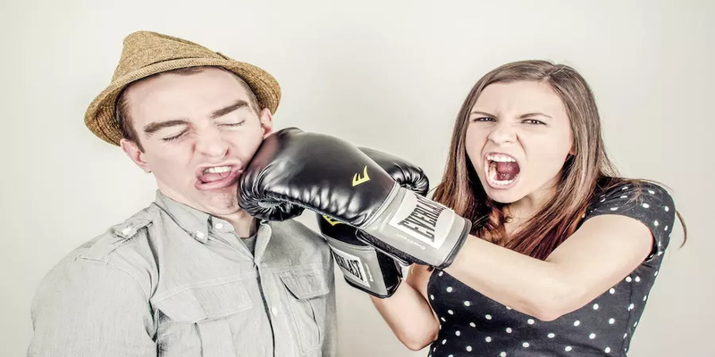 Ngủ mơ thấy đánh nhau là điều tốt hay điều xấu sắp xảy đến?